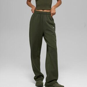Alo Yoga Accolade Straight Leg Sweatpant Green Olive